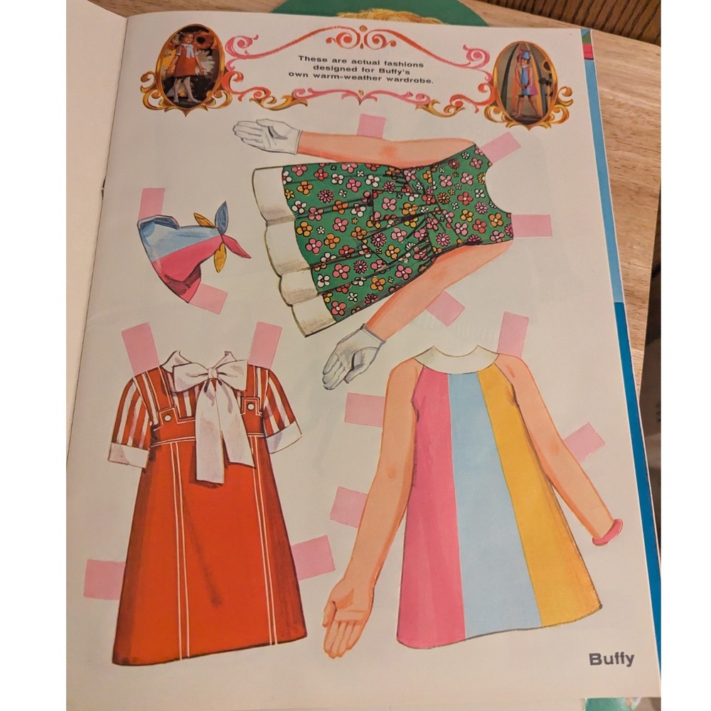 New VTG 1970s Mrs. Beasley Paper Doll Book & Buffy Family Affair Paper Doll Book - Picture 11 of 15